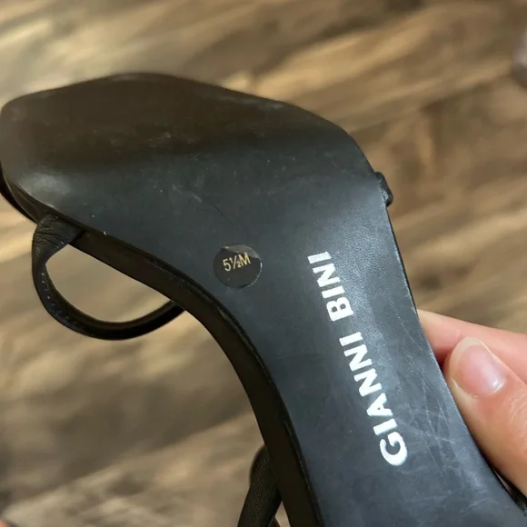 Cute heels - Picture 4 of 4